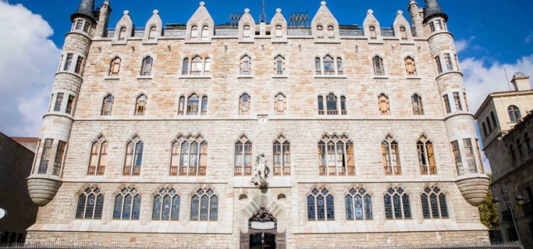 El Museo Casa Botines Gaudí en León