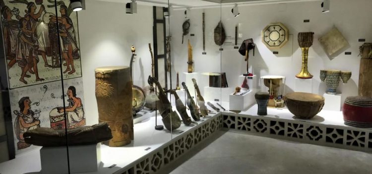 Conoce el Museo de Música Étnica en Busot (Alicante) y la Colección Carlos Blanco Fadol