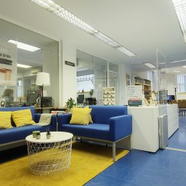 Biblioteca de la Facultad de Enfermería, Fisioterapia y Podología de la Universidad Complutense de Madrid